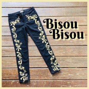 BISOU BISOU Embroidered Skinny Jeans